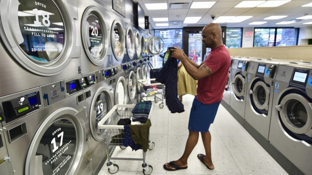 Laundry Hacks to Save Time: Quick Wash & Quiet Hours at Laundry House